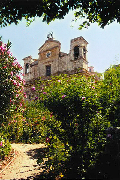 4-Cattedrale_vista_dal_giardino_alc.jpg